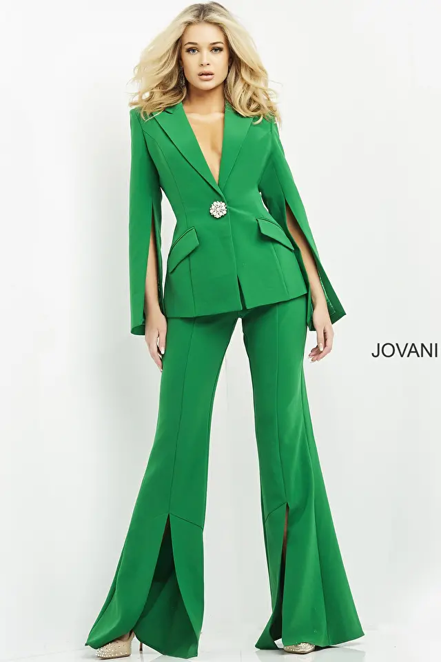 Model wearing Jovani style 06922 green dress