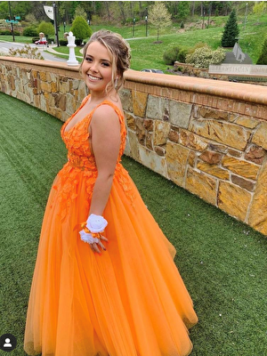 Beautiful orange Jovani prom ballgown 02840
