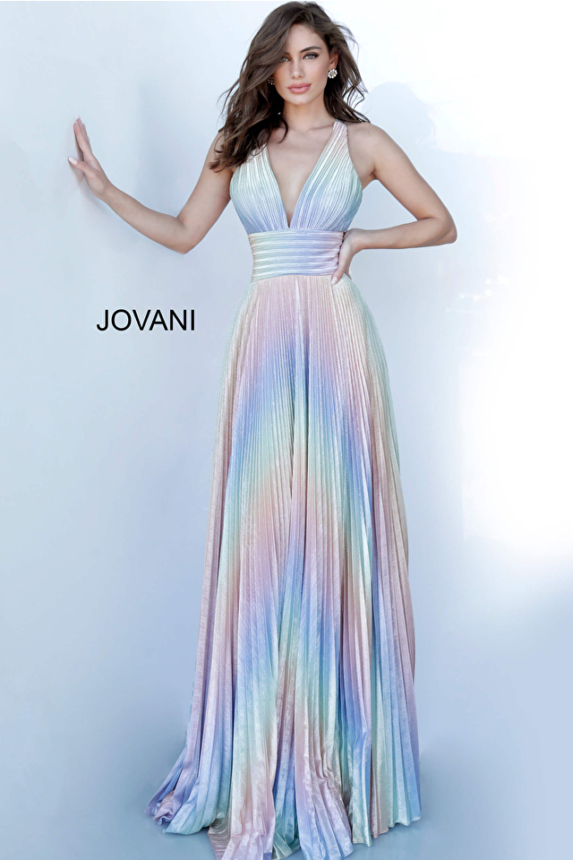Model wearing Jovani style 02285 dress