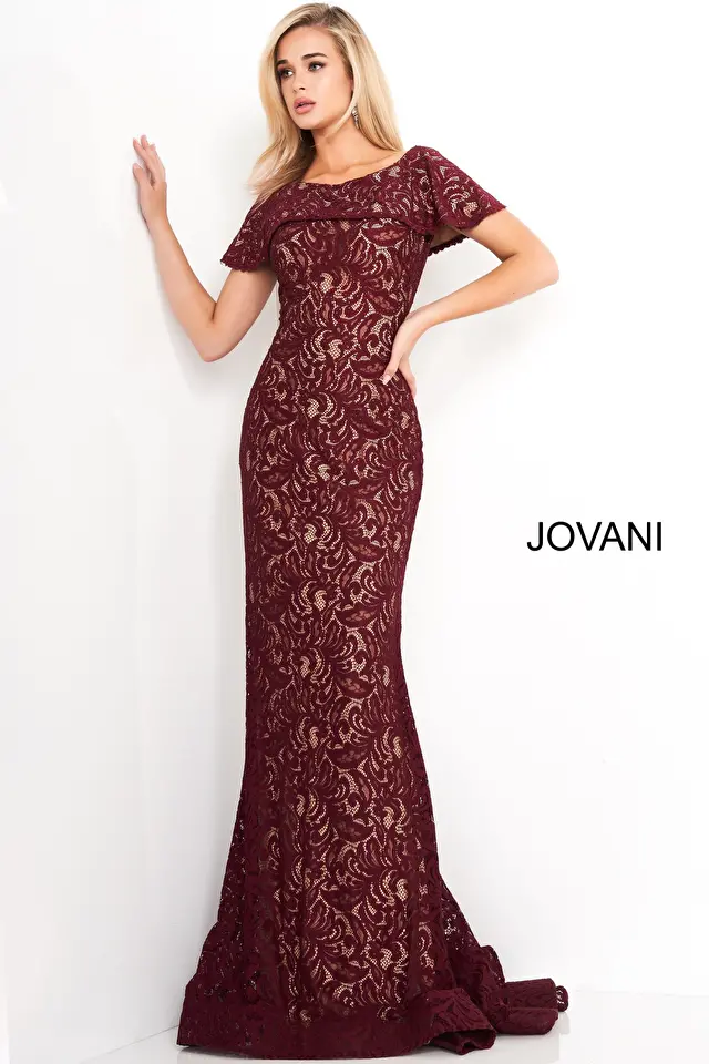Model wearing Jovani style 02904 dress