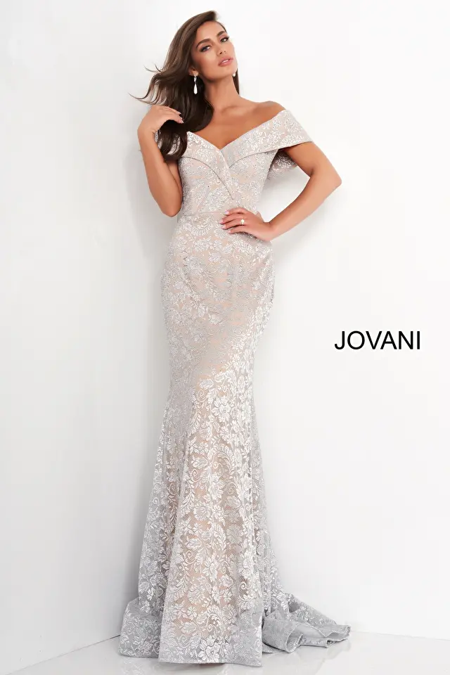 Model wearing Jovani style 02905 dress