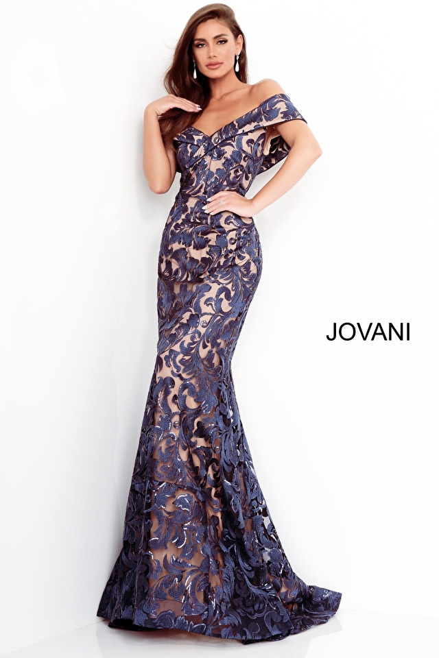Model wearing Jovani style 02912 dress