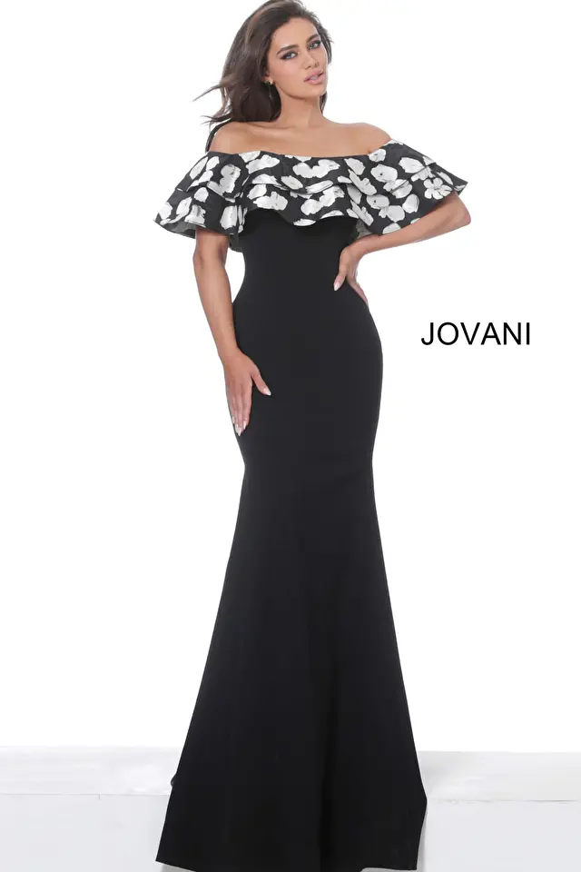 Model wearing Jovani style 03281 dress