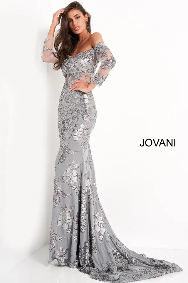 Model wearing Jovani style 04333 dress