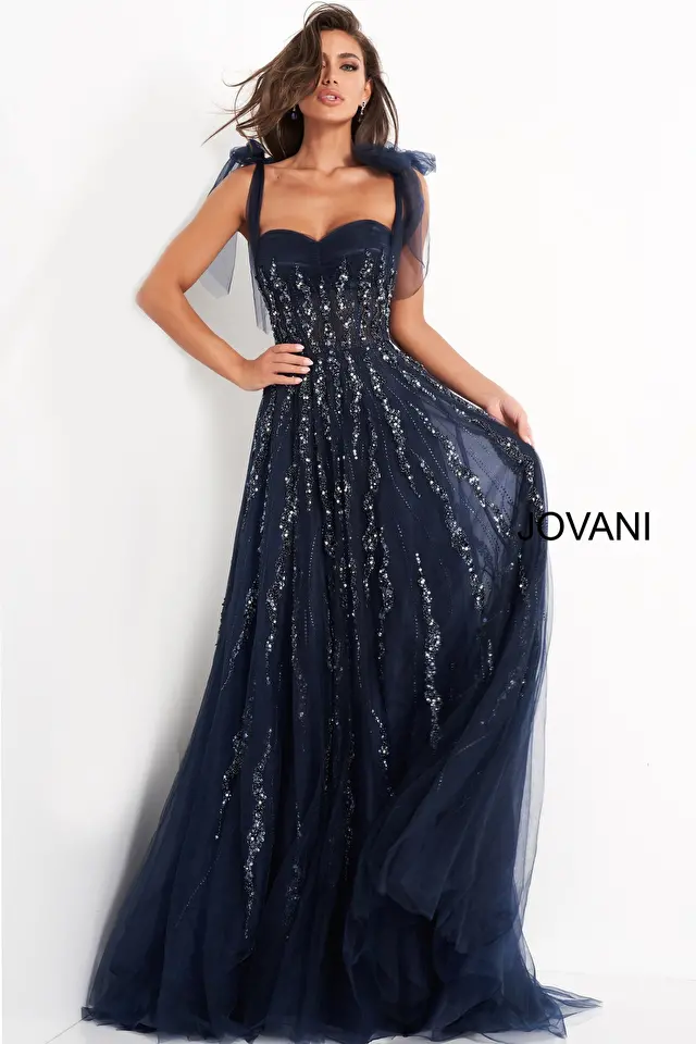 Model wearing Jovani style 04634 dress