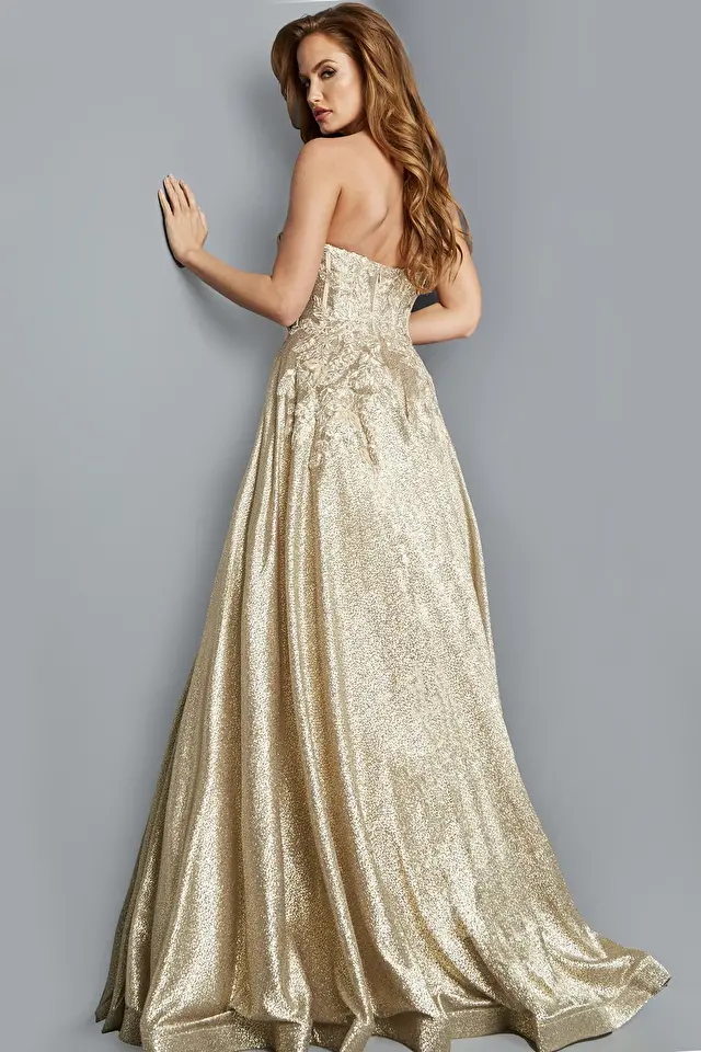 Gold Wedding Gowns: 18 Gowns + Faqs | Prom dresses long, Gowns, Gold  wedding gowns