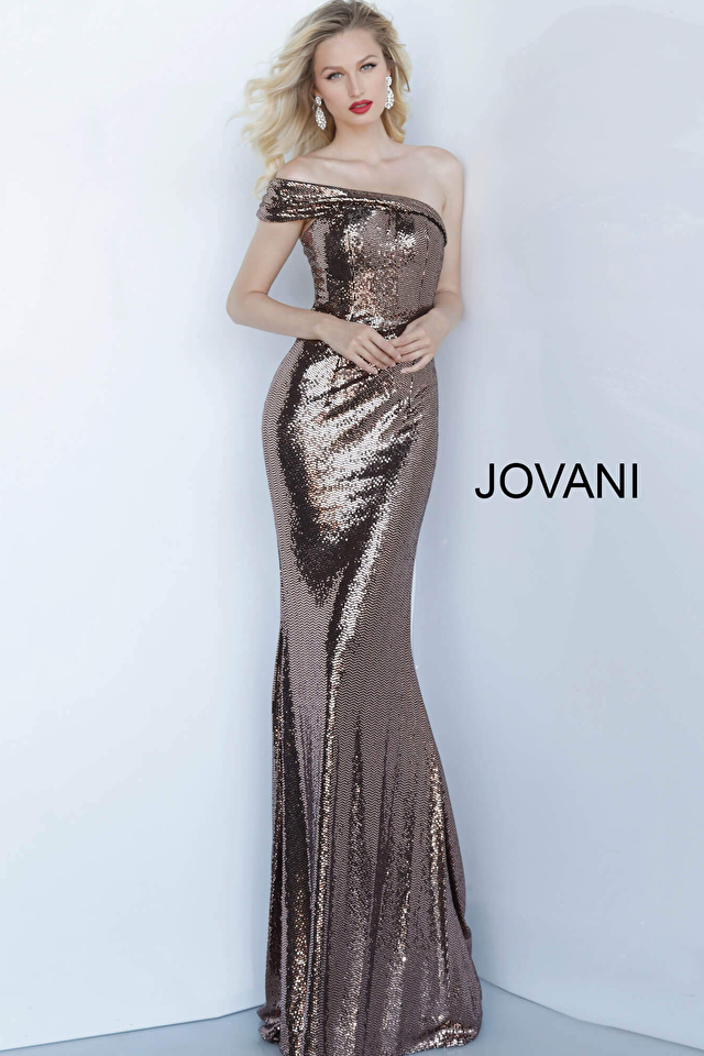 Model wearing Jovani style 1100 dress