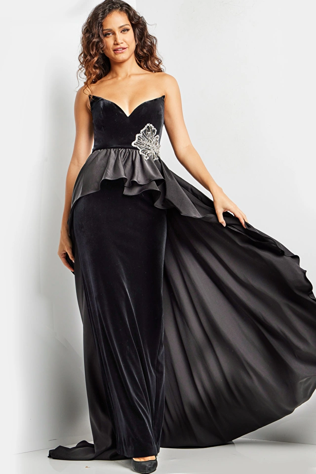 Model wearing Jovani style 24631 velvet dress