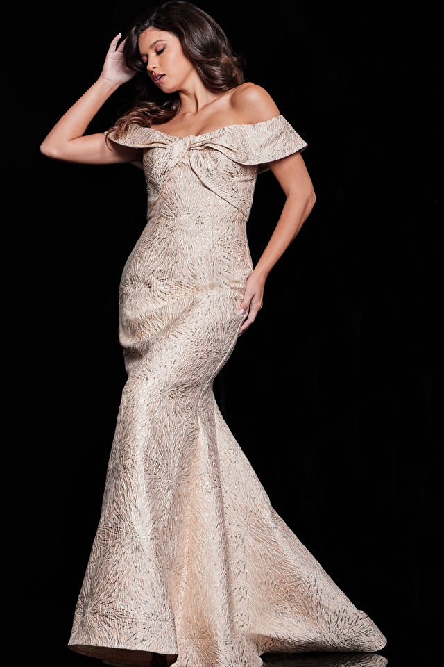Model wearing Jovani style 37394 dress