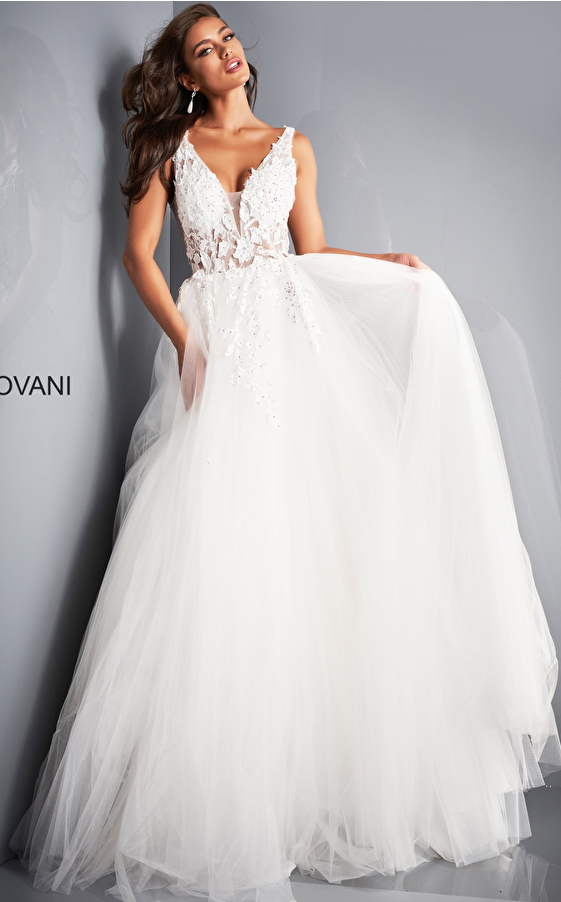 Ivory strapless Jovani prom ballgown 02840
