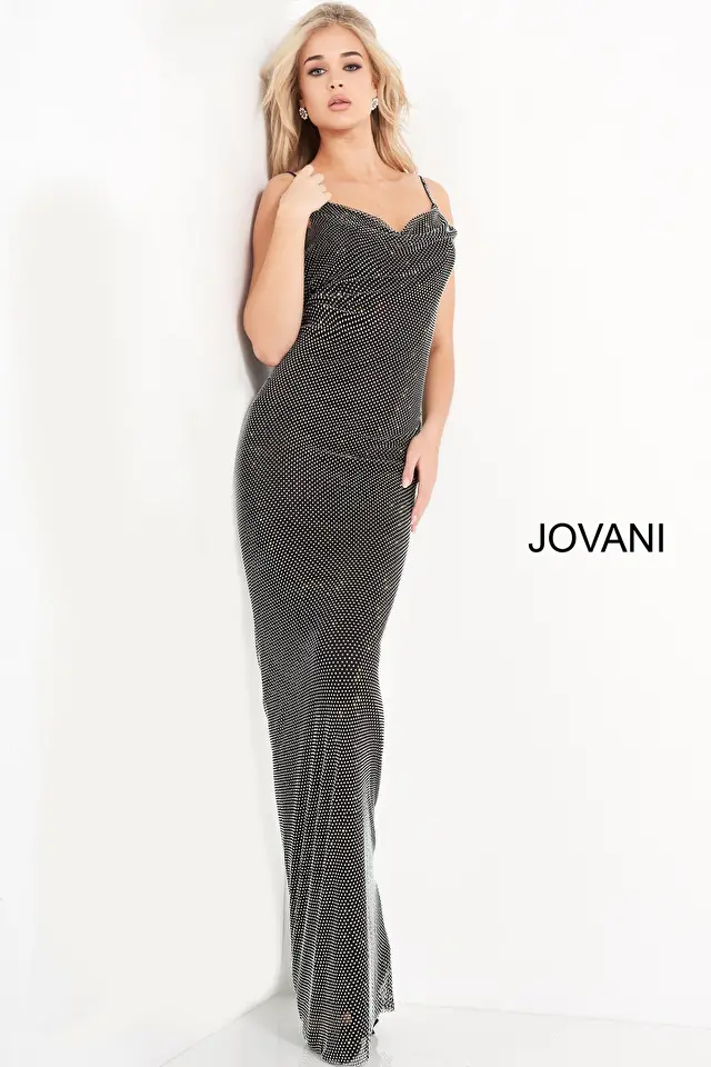 Model wearing Jovani style 03252 dress