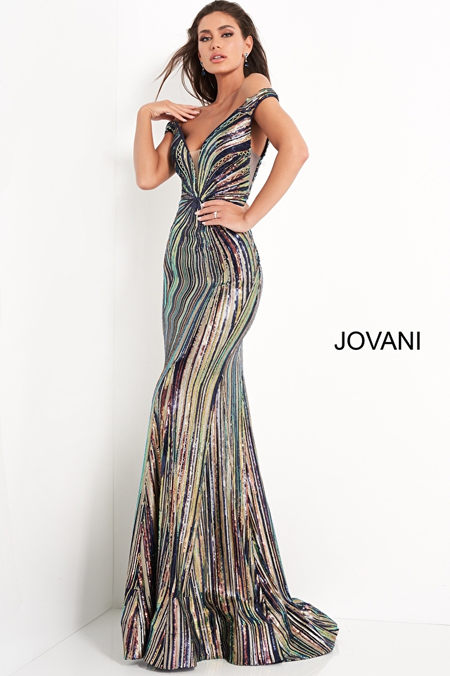 Model wearing Jovani style 04809 dress