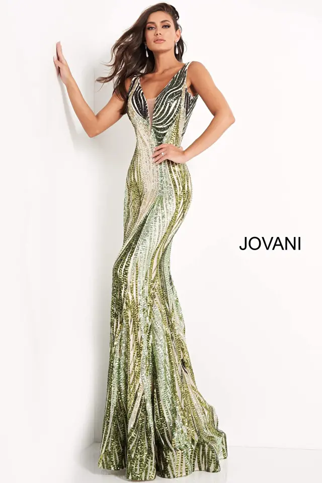 Model wearing Jovani style 05103 dress