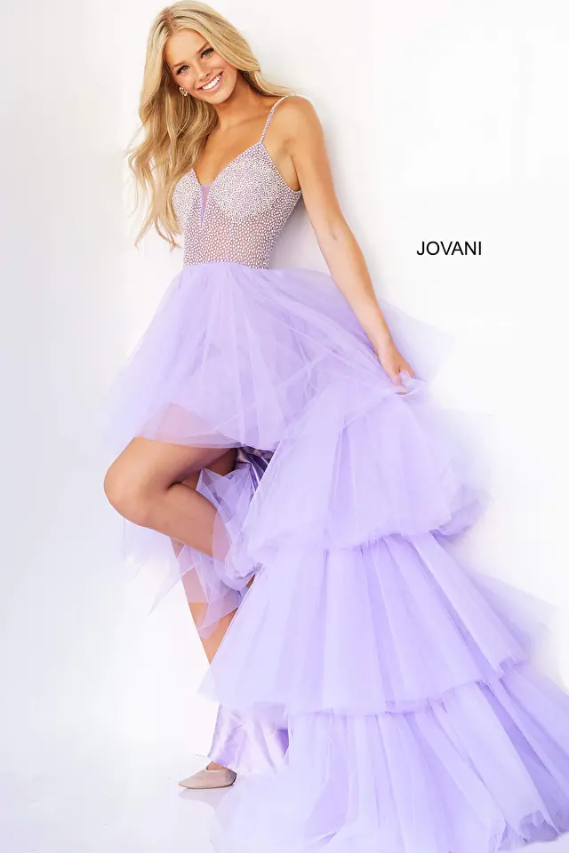 Model wearing Jovani style 07231 dress