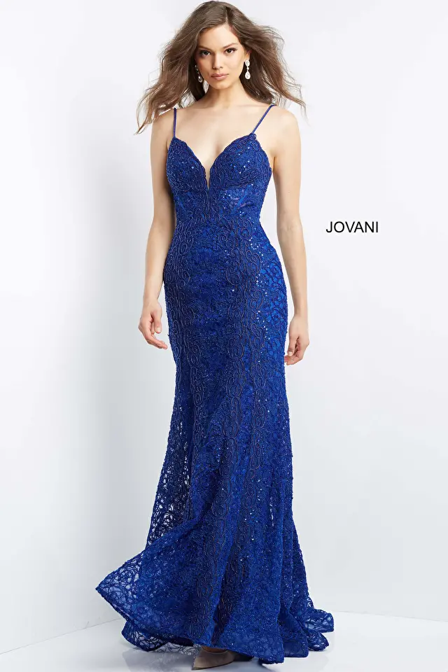 Model wearing Jovani style 07636 dress