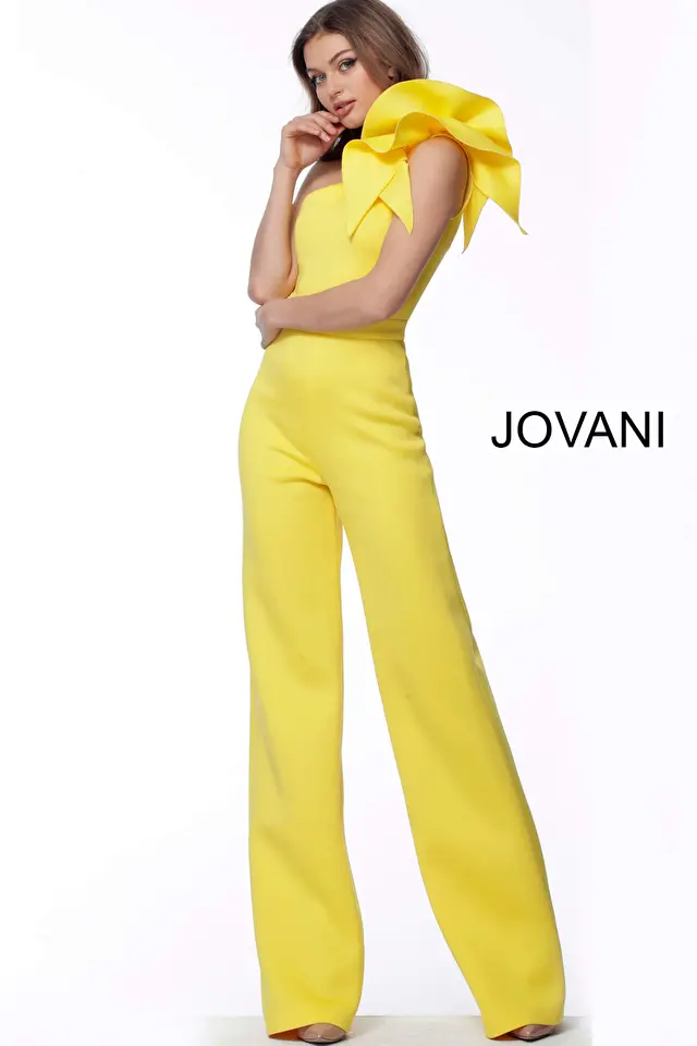 Model wearing Jovani style 68599 dress