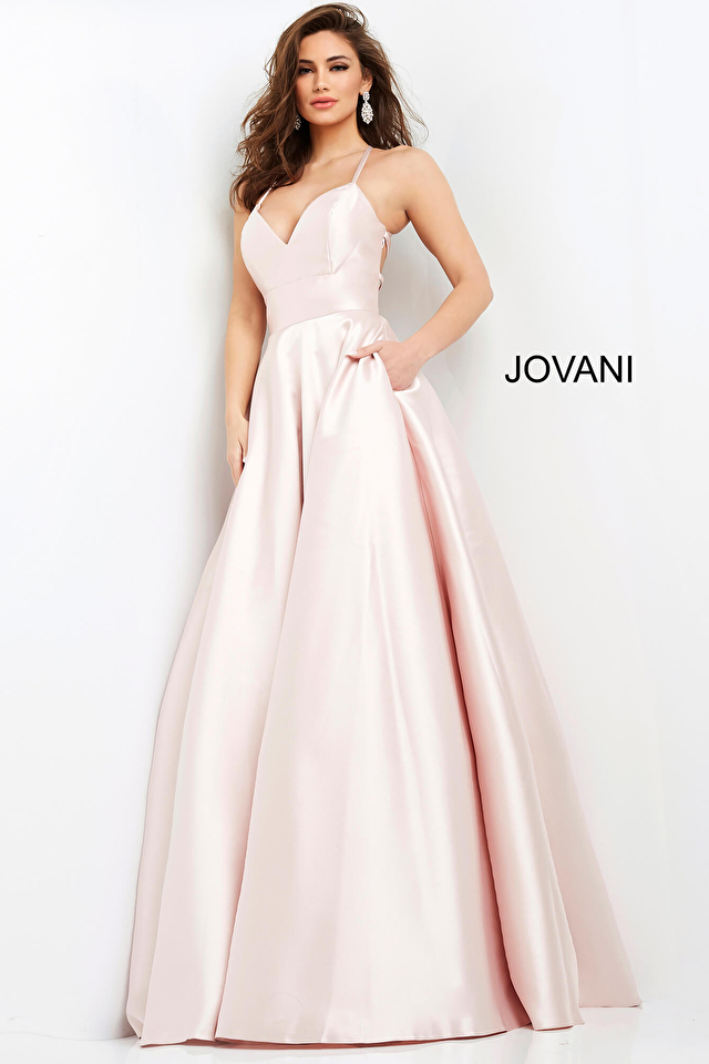 Model wearing Jovani style B68081 dress