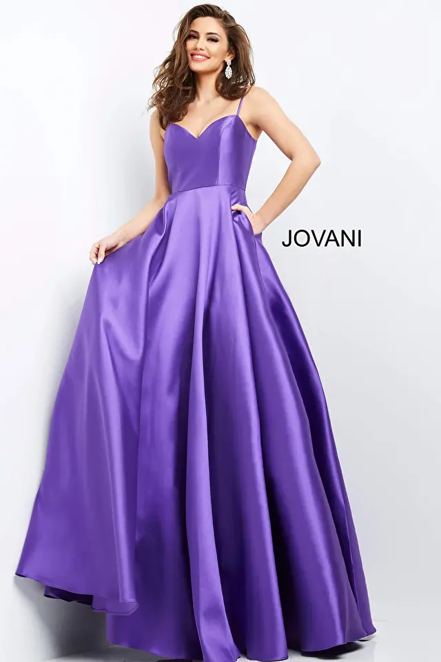 Model wearing Jovani style B68181 dress