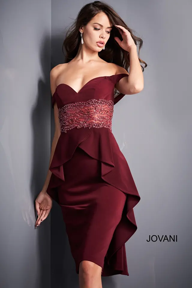 Model wearing Jovani style 04461 dress