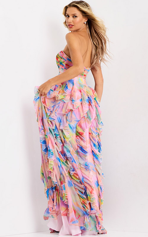 Flowing strapless gown with abstract rainbow print 46381