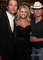 Model wearing Miranda Lambert in Jovani 14623