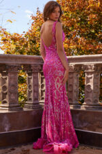 マイヤー パーフェクトペア Plunging V-Neck Sequin Embellished Gown 22811 | Jovani