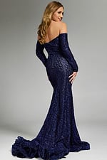 Model wearing Jovani dress 23084.
