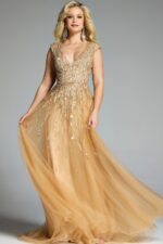Model wearing Jovani dress 26123.