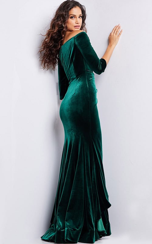 model showcasing the back of 36458 green velvet dress with three-quarter sleeves