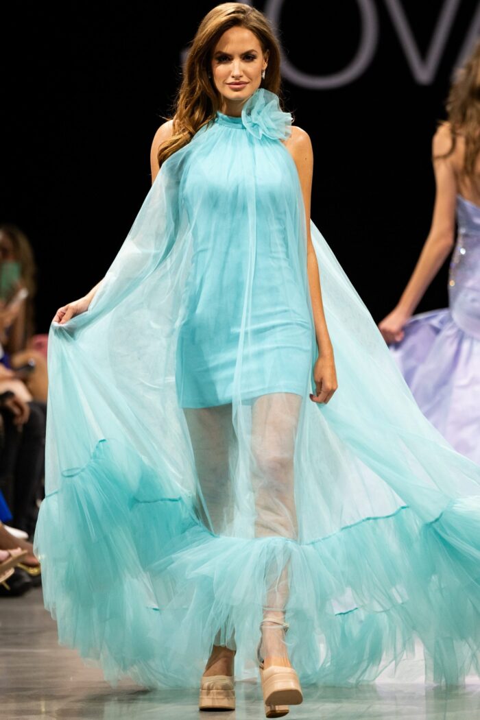 JOVANI エンベリッシュ フリンジレース Sexy ロングドレスブルー Floral Sequin Gown With V-Neckline | Jovani