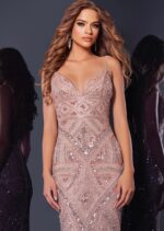 【PHASE EIGHT】Venetia プリーツ ビーズ マキシドレス Enchanting Purple Sequin Gown with Dramatic Cape 39046 | Jovani