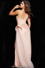 アドリアナ パペル Beaded One-Shoulder Gown Amazon.com: Adrianna Papell Women's One Shoulder Beaded