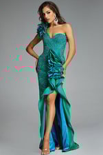 Model wearing Jovani dress 39851.