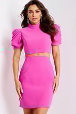 Two-piece pink dress with puff sleeves and fitted skirt