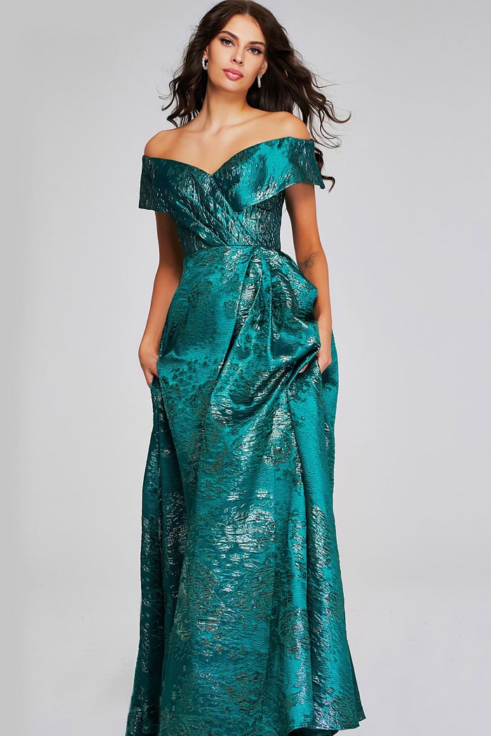 green taffeta dress Zapaka Women Plum Long Sleeves Mother of the Bride with Pockets Off the Shoulder Ruched A Line Wedding Guest Dress ZAPAKA the latest wave of occasionwear epitomises modern elegance through pared Size UK 20 (US 18/EU