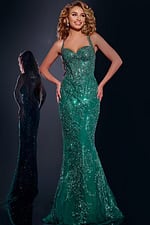 Model wearing Jovani dress 40470-1.