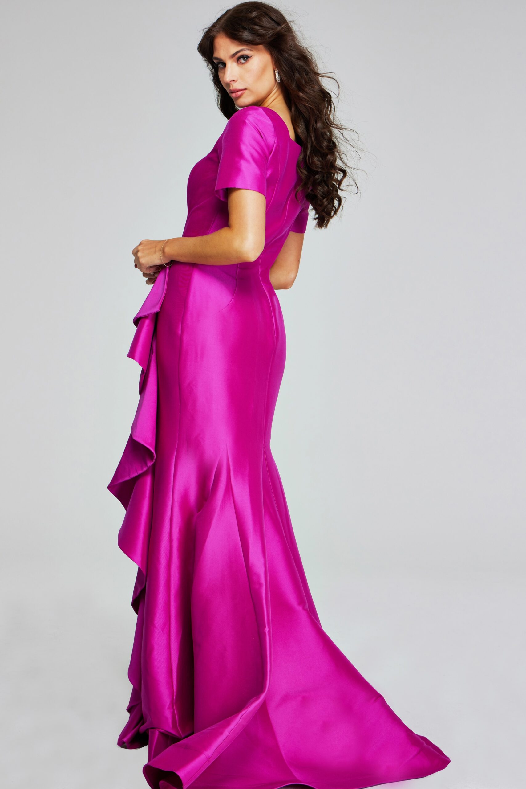 JOVANI ジョバーニ プリーツフローラル立体柄ロングドレスピンク Vibrant Orchid Gown with Square Neckline and Ruffle Detail