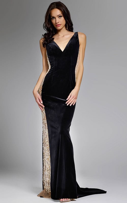 Model wearing Jovani dress 42026.