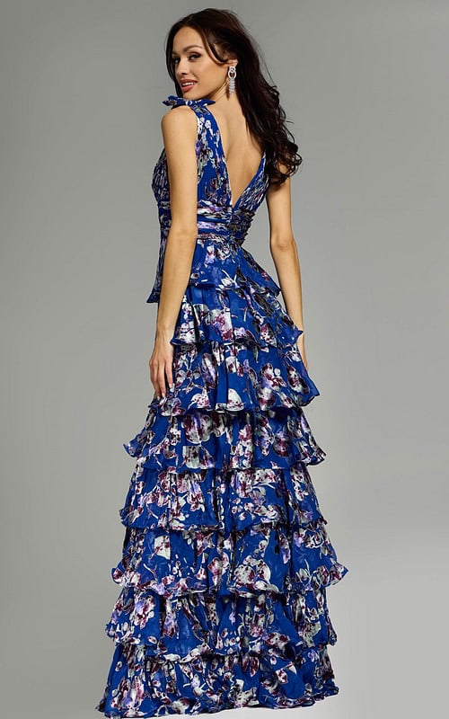 Model wearing Jovani dress 42381.