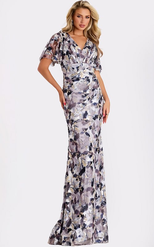 Model wearing Jovani dress 43046.