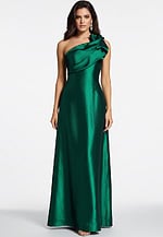 Model wearing Jovani dress 43048