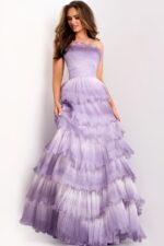 Model wearing Jovani dress 43263.