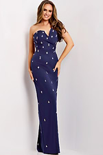 Model wearing Jovani dress 43824.