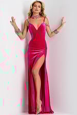 Model wearing Jovani dress 44396.