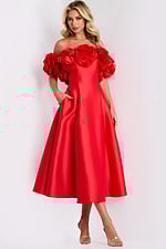 Model wearing Jovani dress 44417.