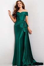 Model wearing Jovani dress 44524.