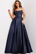 Model wearing Jovani dress 44587.