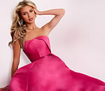 Model wearing Jovani dress 44719.