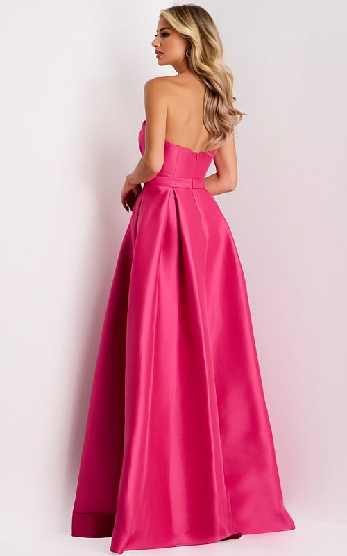 Model wearing Jovani dress 44719.