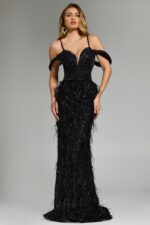 dress a dress オニキス　ダイヤ　リング Feathered Plunge Gown with Dazzling Embellishments 44848